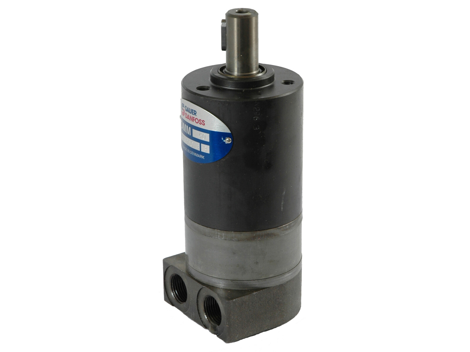 Orbital Motor OMM 20 16mm Key Shaft 3/8" BSP Side Ports 1 Danfoss OMM 12.5 orbital motor with G 3/8 BSP side ports and 16 mm keyed shaft